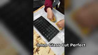 1mm kalınlığında saat kapağı camı lazer toplu kesim dairesel